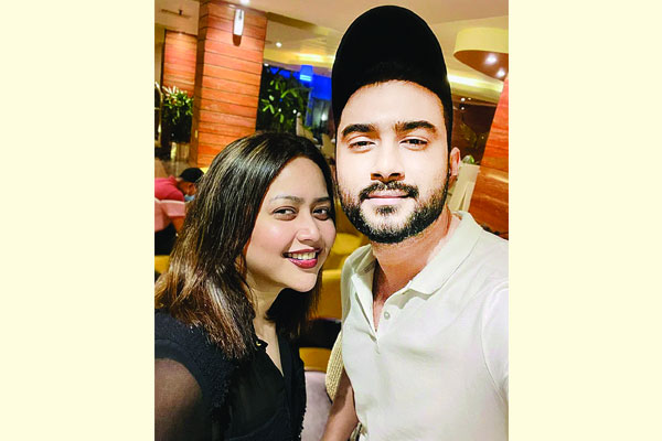 ‘এক্সকিউজ মি’তে