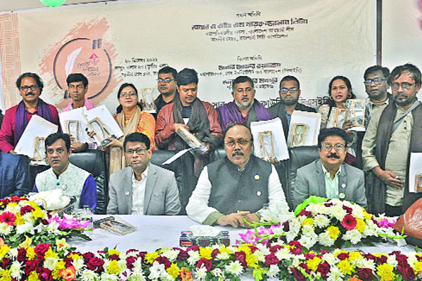 সাংবাদিকদের কর্তব্যনিষ্ঠা সবার জন্য অনুসরণীয় : মেয়র লিটন