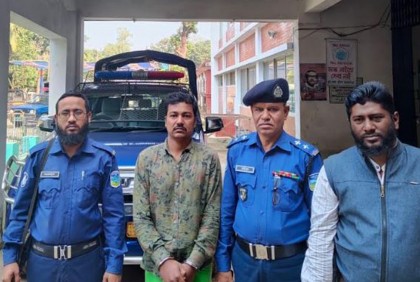 মেহেরপুরের ডাকাত ফুলপুরে গ্রেফতার 