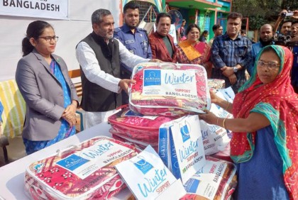 হবিগঞ্জে দুই শতাধিক অসহায়ের মধ্যে শীতবস্ত্র বিতরণ