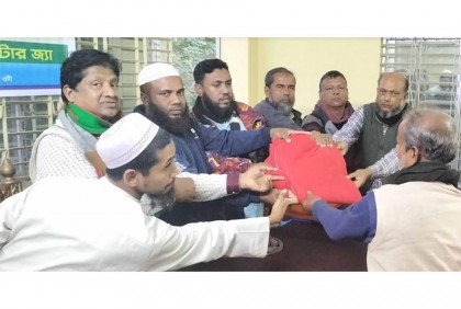 
বাগেরহাটে ২০ প্রতিবন্ধীর মাঝে কম্বল বিতরণ