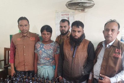 রূপগঞ্জে ১০০ বোতল ফেনসিডিল উদ্ধার, আটক ২