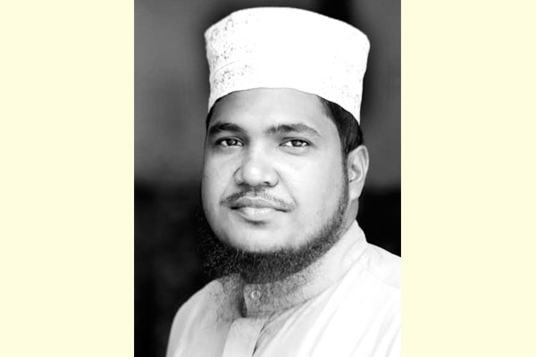 অনর্থক সমালোচনা খুলে দেয় গুনাহর দুয়ার