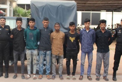 সোনারগাঁয়ের টাইগার গ্রুপ প্রধান বাবুসহ সাতজন গ্রেফতার