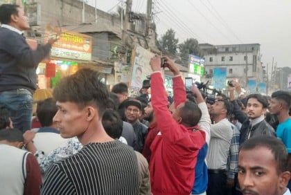 ওবায়দুল কাদেরের হ্যাটট্রিকে নোয়াখালীতে আনন্দ মিছিল, মিষ্টি বিতরণ 