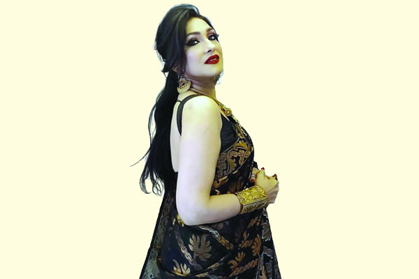 ঋতুপর্ণার প্রত্যাশা