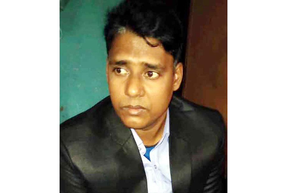 রসিক নির্বাচন : ভুয়া প্রিজাইডিং অফিসার আটক