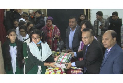 রংপুরে পৌনে ৬ লাখ শিক্ষার্থীর 
মাঝে বই বিতরণ শুরু