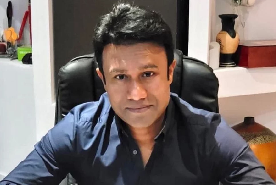 যুক্তরাজ্য পেরিয়ে জিল্লুরের সামাজিক কাজের ছোঁয়া বাংলাদেশে