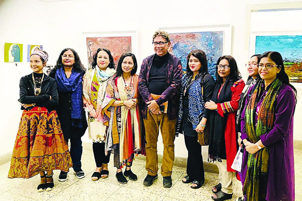 কালারসের শিল্পের পসরা