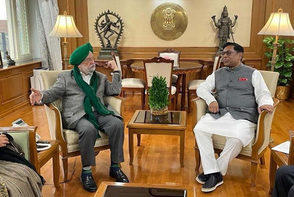 বাংলাদেশে জ্বালানি ও বিদ্যুৎ খাতে সহায়তার আশ্বাস ভারতের

