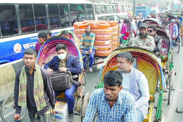 তীব্র যানজটে নাকাল নগরবাসী