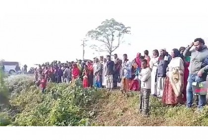 নরসিংদীতে অজ্ঞাত ব্যক্তির লাশ উদ্ধার