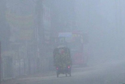 শীতে কাবু দক্ষিণাঞ্চলের মানুষ

