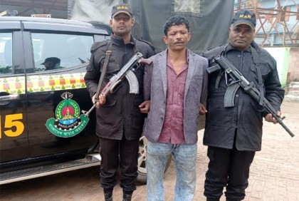 টেকনাফে র‌্যাবের অভিযানে ইয়াবাসহ আটক ২