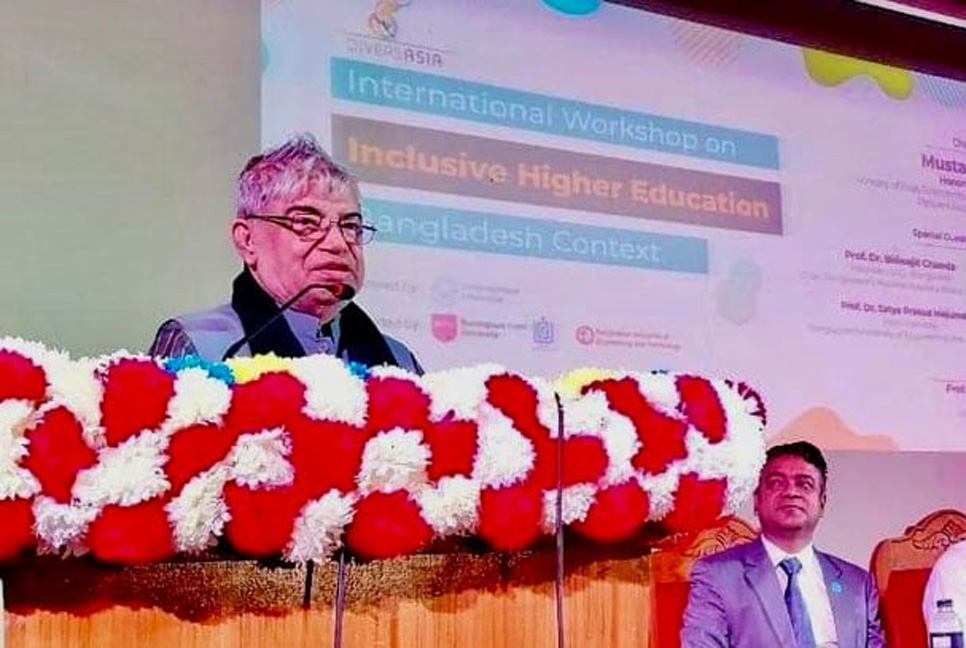 ‘স্মার্ট বাংলাদেশ গড়তে ইন্ডাস্ট্রির উপযোগী পাঠদান পদ্ধতি অপরিহার্য’ 

