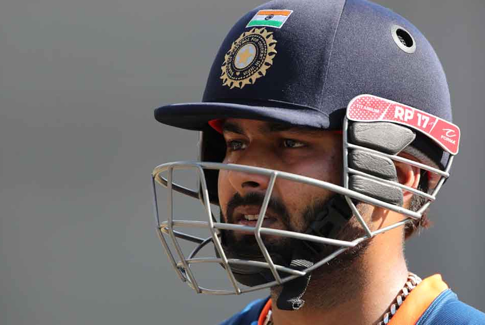 ঋষভ পান্তের হাঁটুতে সফল অস্ত্রোপচার