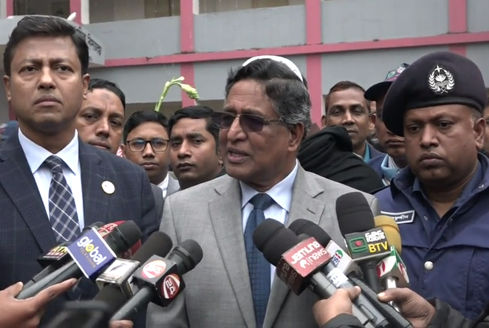 কোনো দেশেই তত্ত্বাবধায়ক সরকারের অধীনে নির্বাচন হয় না : কৃষিমন্ত্রী