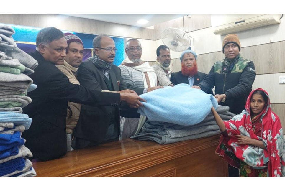 
বাগেরহাটে 
শীতার্তদের মাঝে কম্বল বিতরণ