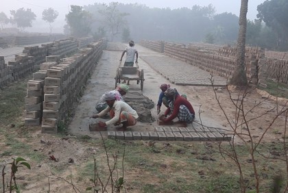চুয়াডাঙ্গায় মৃদু শৈত্যপ্রবাহ অব্যাহত
