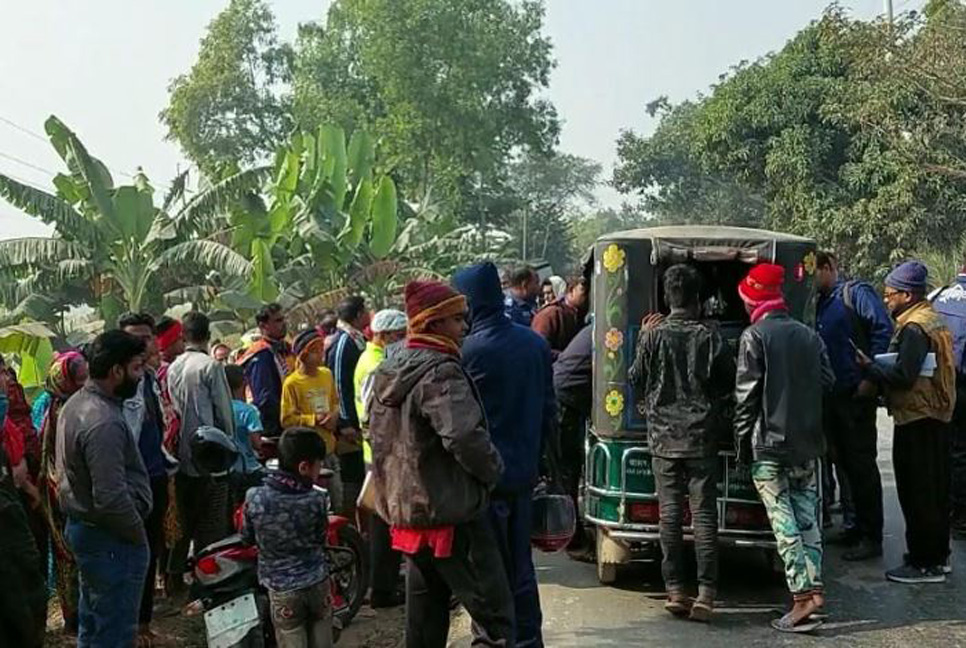 মাঠ থেকে স্কুল শিক্ষকের লাশ উদ্ধার