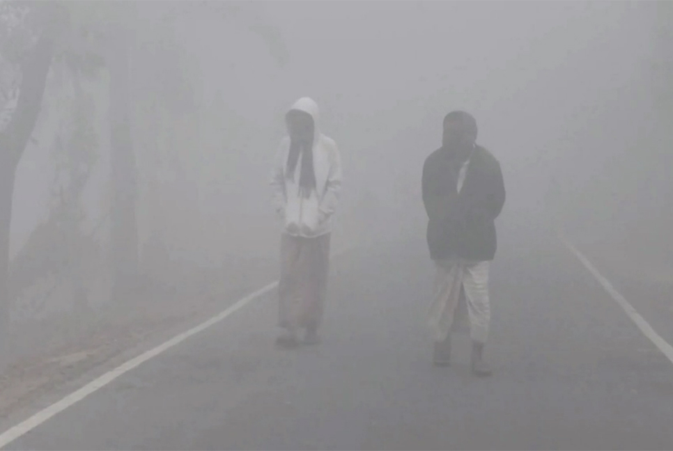 শৈত্যপ্রবাহের মধ্যেই বৃষ্টির আভাস

