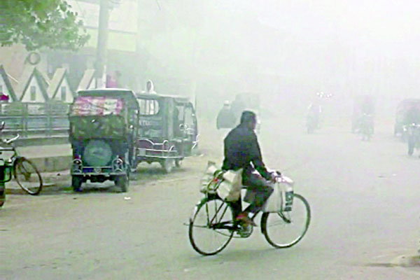 দিনে কমেছে শীতের তীব্রতা
