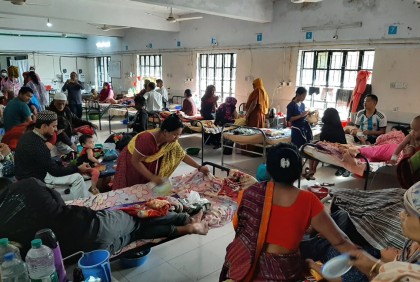 পাহাড়ে বাড়ছে ঠাণ্ডাজনিত রোগীর সংখ্যা