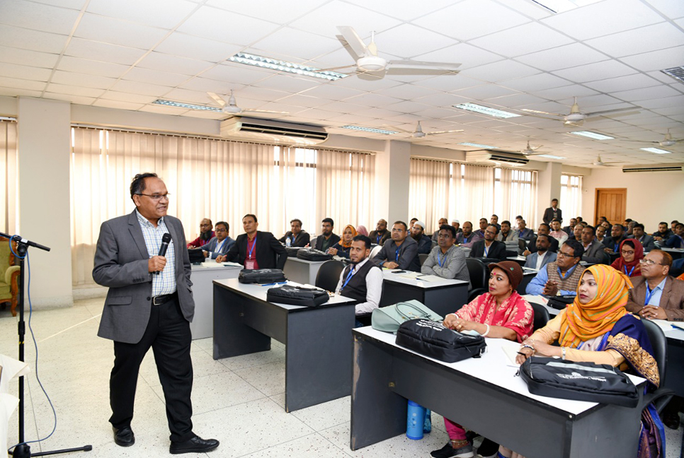 জাতীয় বিশ্ববিদ্যালয়ে ইতিহাস বিষয়ে শিক্ষক প্রশিক্ষণ 