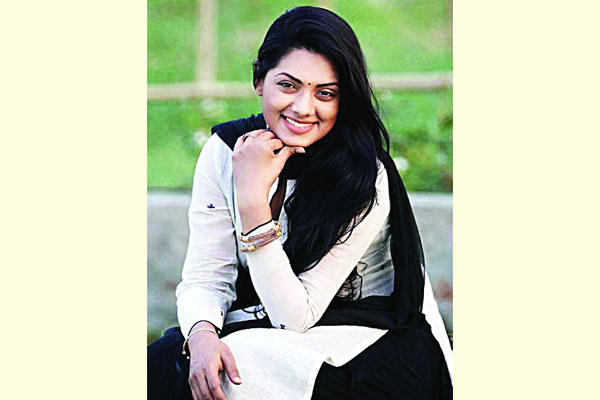 আবারও ব্যস্ততায়