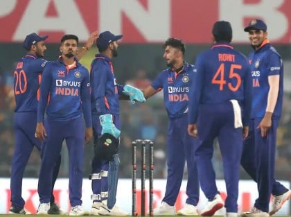৬৭ রানে শ্রীলঙ্কাকে হারিয়ে সিরিজ শুরু ভারতের