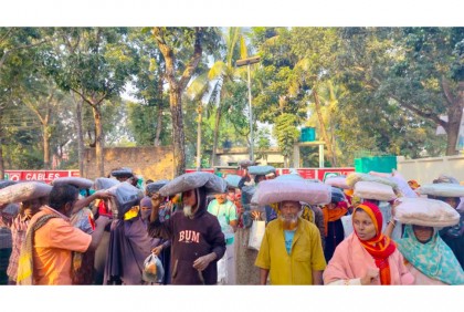 
শেরপুরে শীতার্তদের মাঝে কম্বল বিতরণ