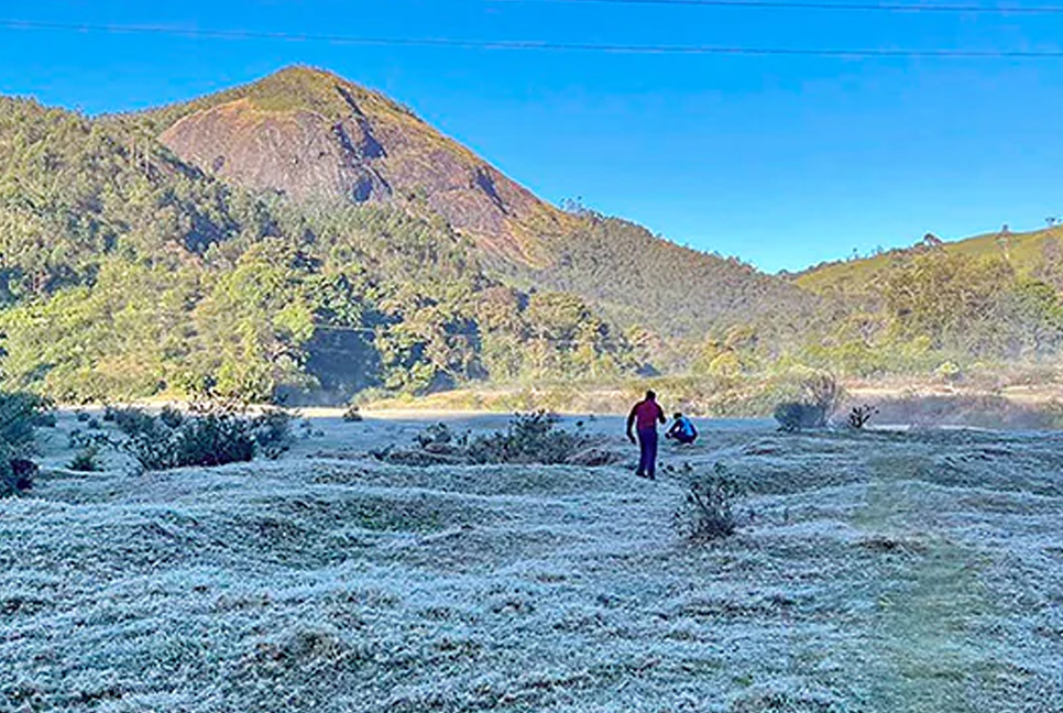 মুন্নারের তাপমাত্রা নামল শূন্য ডিগ্রির নীচে