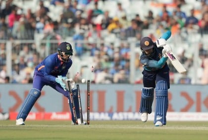 শ্রীলঙ্কাকে হারিয়ে সিরিজ জয় ভারতের