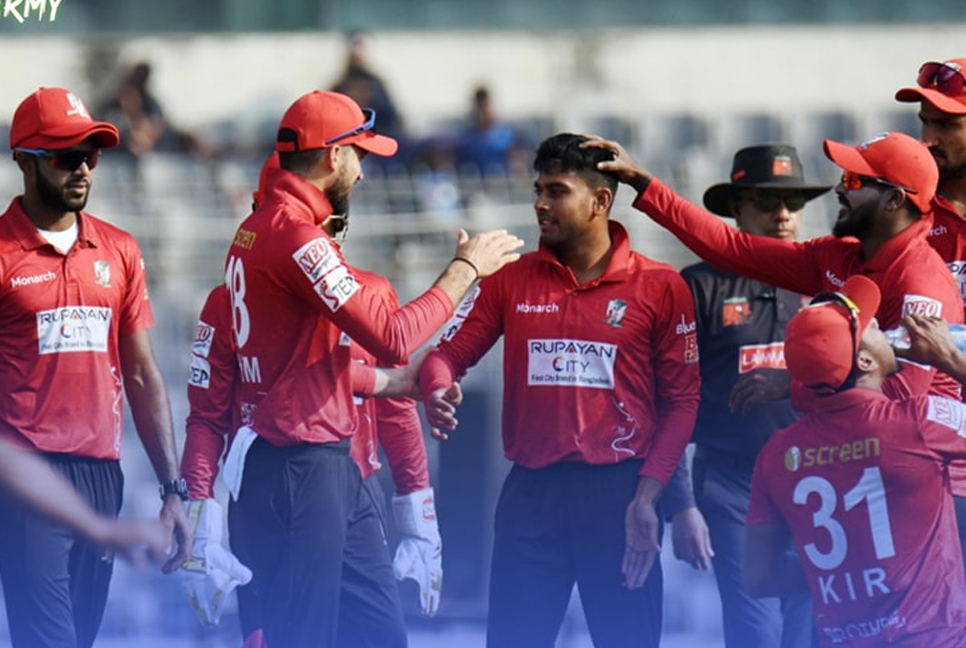 চট্টগ্রামকে হারাল সাকিবের বরিশাল