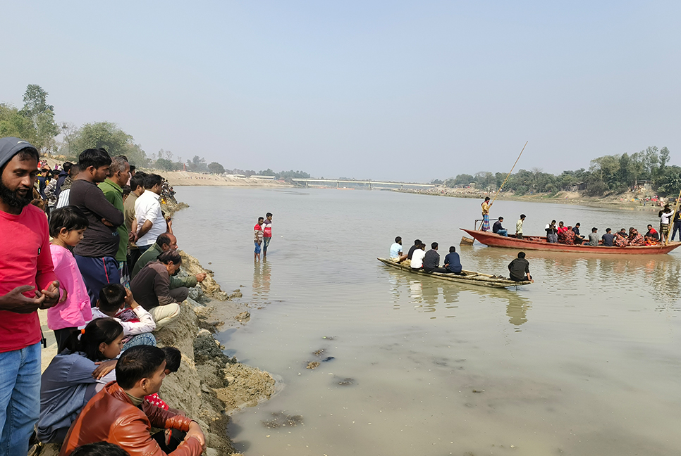 দিনাজপুরে নদীতে গোসল করতে নেমে বৃদ্ধ নিখোঁজ
