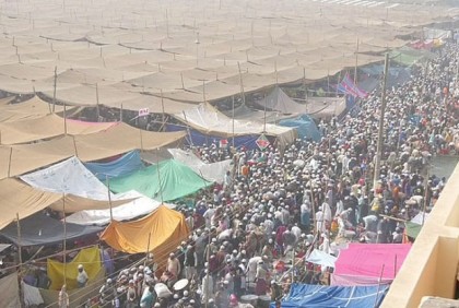 তুরাগ তীরে মুসল্লিদের ঢল 