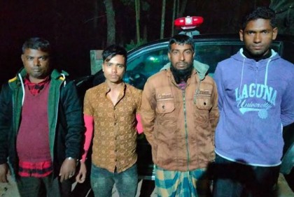 করিমগঞ্জে কোটি টাকার ভারতীয় পণ্যসহ গ্রেফতার ৪