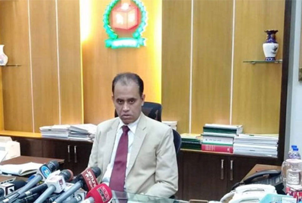 যথা সময়ে রাষ্ট্রপতি নির্বাচন অনুষ্ঠিত হবে : ইসি আলমগীর