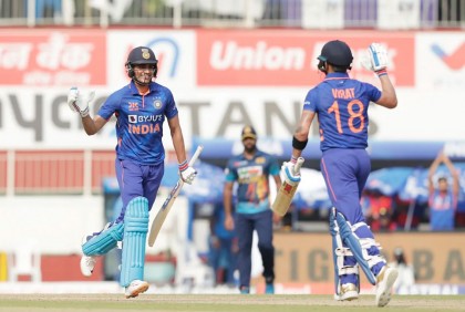 কোহলি ও শুভমনের সেঞ্চুরিতে ভারতের রানের পাহাড়