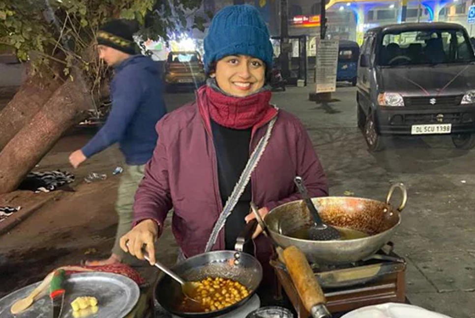 চায়ের দোকান দেবেন, তাই ছাড়লেন ব্রিটিশ কাউন্সিলের চাকরি!