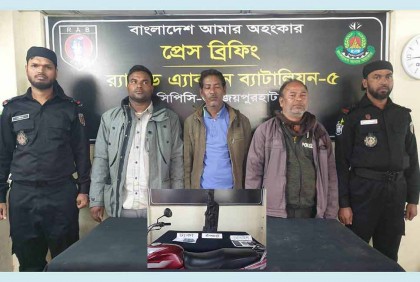 জয়পুরহাটে কষ্টি পাথরের বিষ্ণু মূর্তি উদ্ধার, গ্রেফতার ৩

