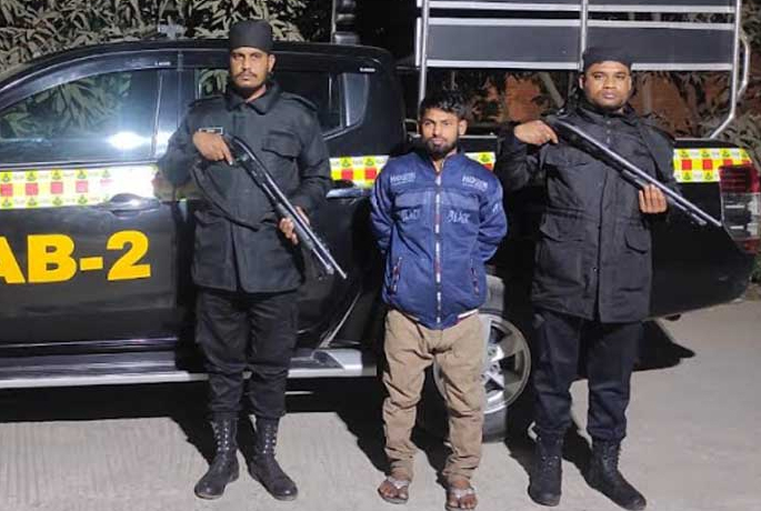 যাবজ্জীবন সাজাপ্রাপ্ত পলাতক আসামি গ্রেফতার