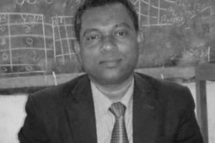 মুন্সিগঞ্জে ট্রাক চাকায় পিষ্ট হয়ে কলেজ শিক্ষক নিহত