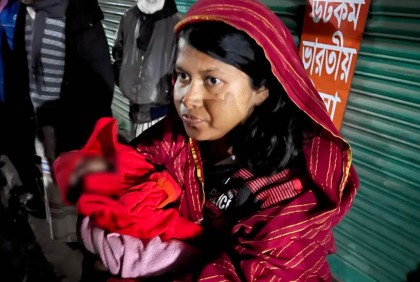 মৃত সন্তান বেঁচে ওঠার আশায় চারদিন রাস্তায় রাস্তায় ঘুরলেন মা
