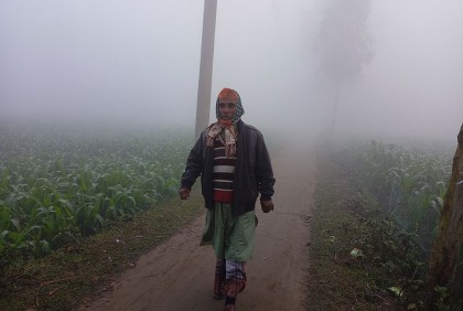 শৈত্যপ্রবাহে লালমনিরহাটের জনজীবন স্থবির