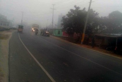 দিনাজপুরে শৈত্যপ্রবাহে বিপর্যস্ত জনজীবন