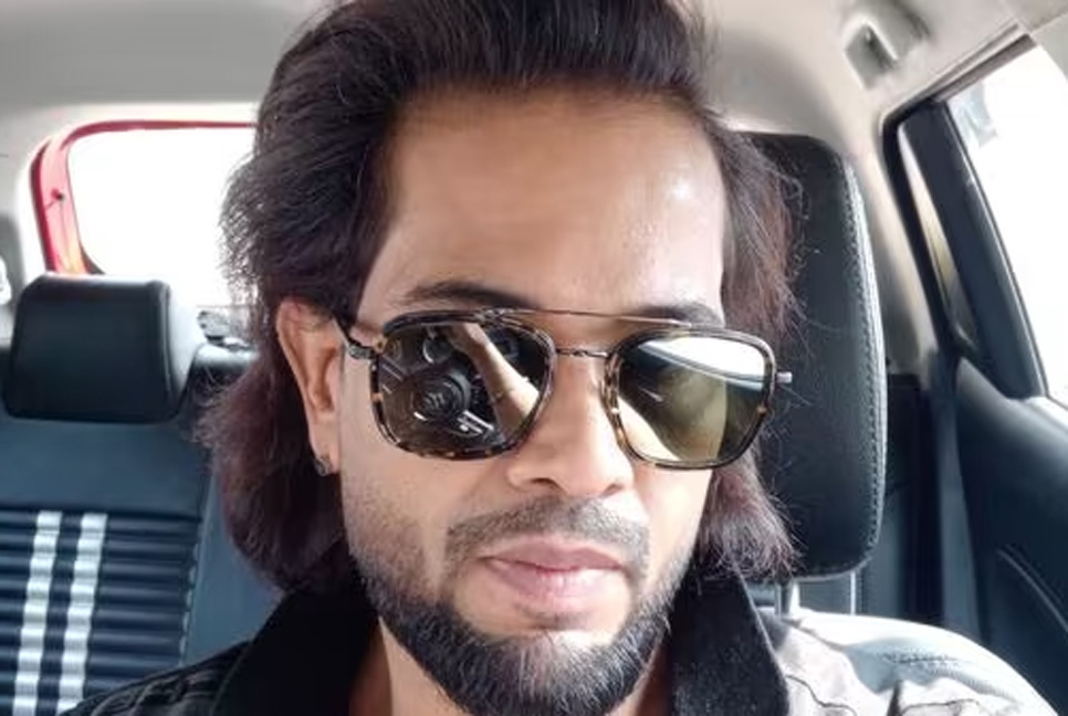 কলকাতায় গায়িকাকে ধর্ষণের অভিযোগ, ব্যান্ডমাস্টার গ্রেফতার 

