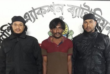 গাংনীতে ইয়াাবাসহ যুবক আটক