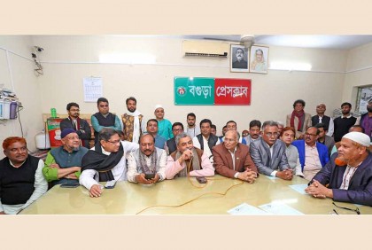 শেখ হাসিনার কাছে টুঙ্গিপাড়া যা বগুড়াও তাই : এস এম কামাল

